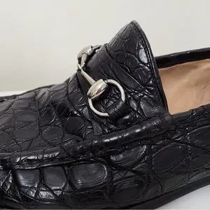 Gucci | Shoes | Gucci 953 Classic Black Alligator Skin  display picture 1